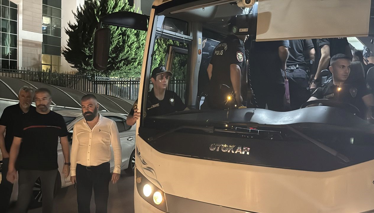 antalya buyuksehire rusvet operasyonu 5 kisi tutuklandi FfQzYy7E