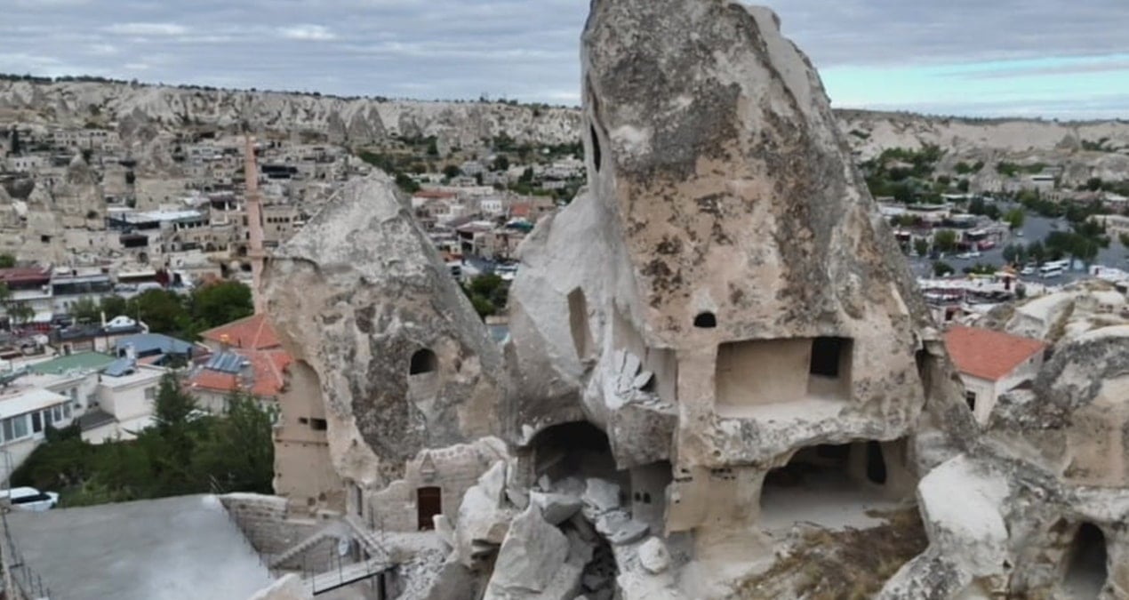 kapadokyada peribacasinin bir kismi yikildi WF8NyU3q