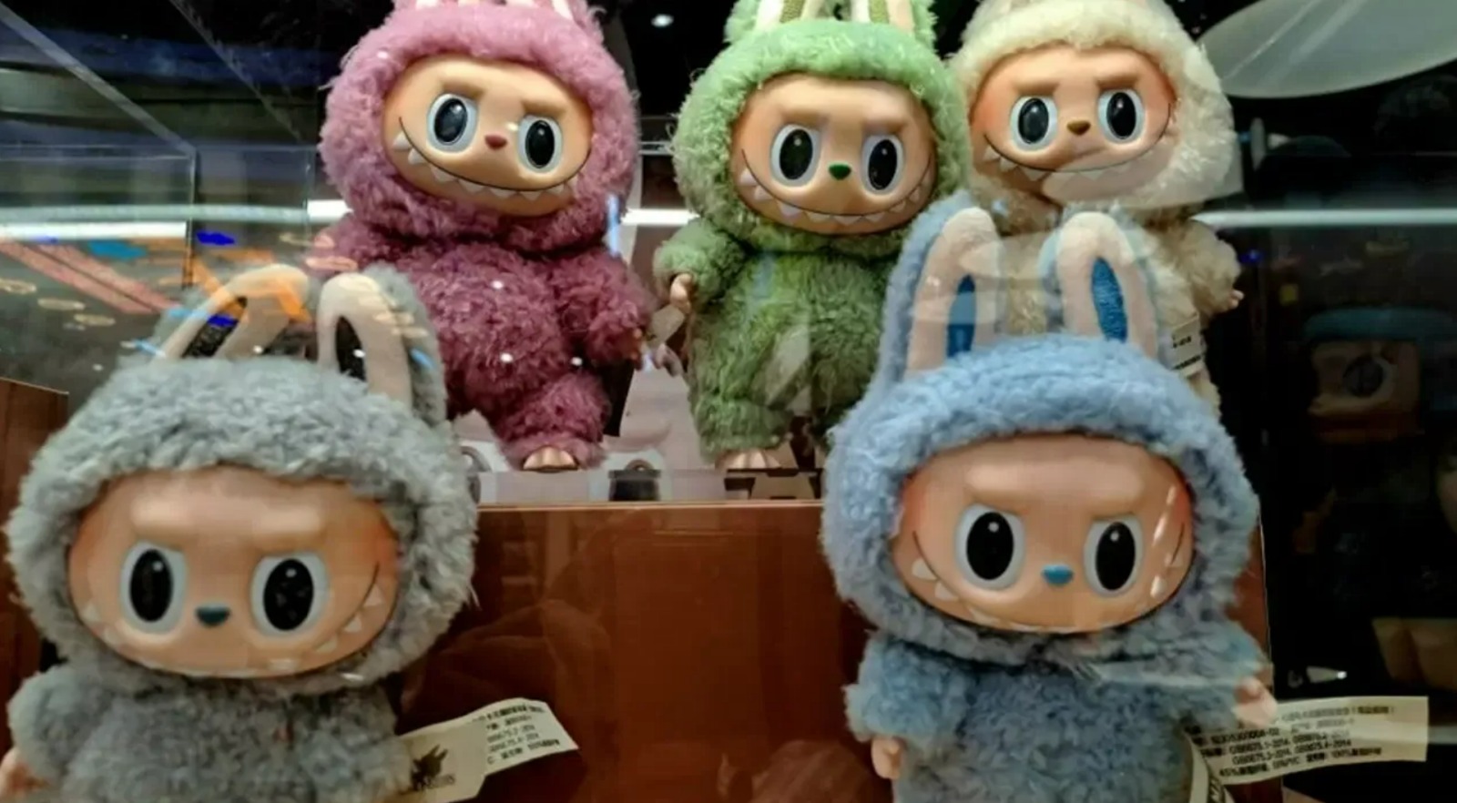 labubu bebekleri icin ruhunu satti saka gibi olay IXhdAtaS