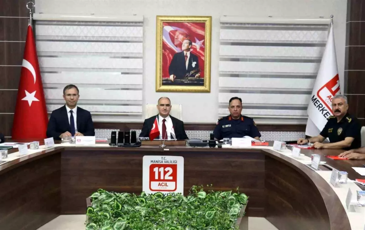 manisa 112 acil cagri merkezine gelen cagrilarin yuzde 57si asilsiz hcdBdh6s