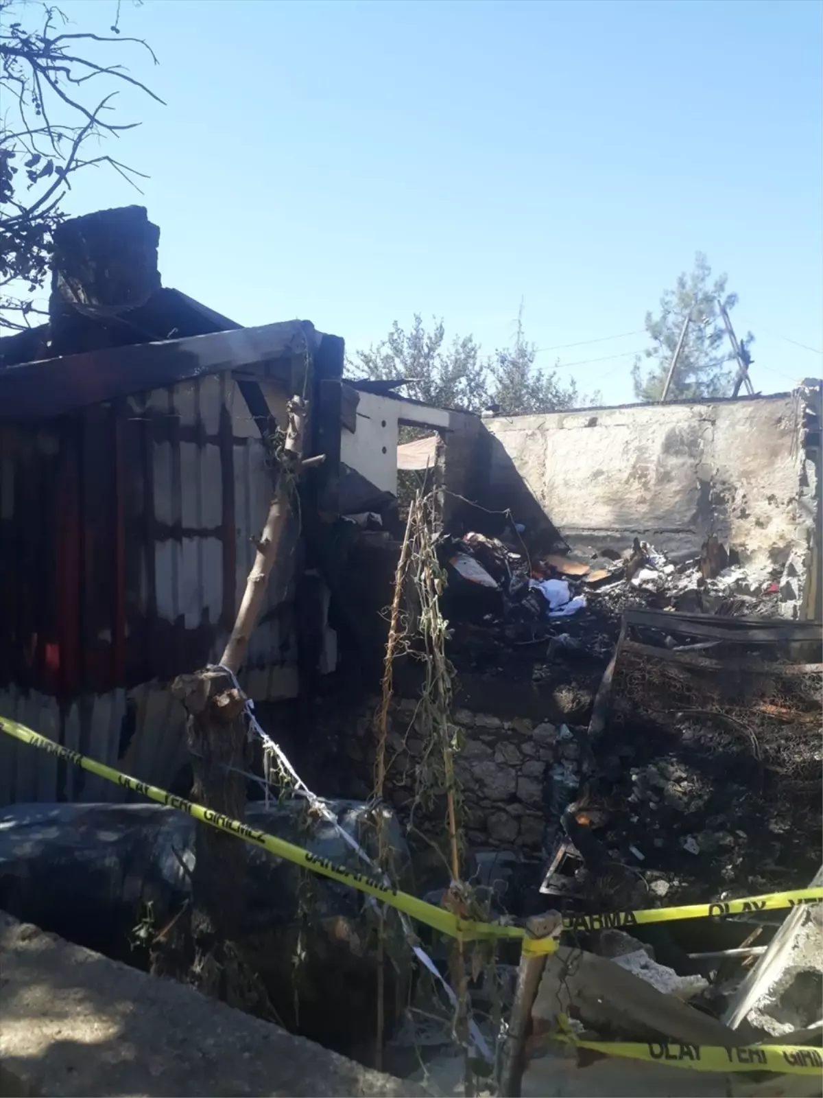 tarsusta yangin nine ve torunu hayatini kaybetti 65hTWdSs
