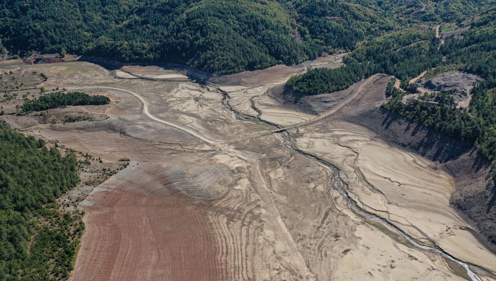 son yagmurlar care olmadi bursa barajlarinda endiselendiren dusus UAadBTh3.jpg