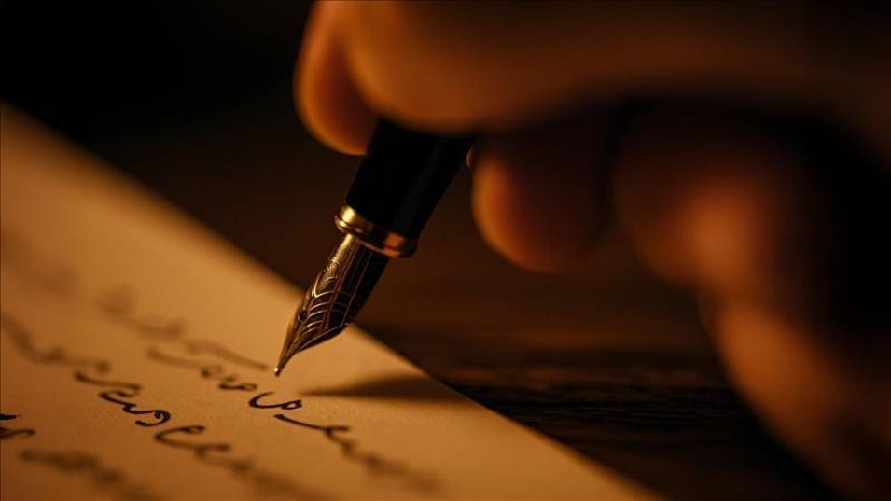 uluslararasi arap romani odulu sahibi filistinli yazar basim hendekci 21 yil esaretin ardindan ozgurlugune kavustu TFhH3M48.jpg