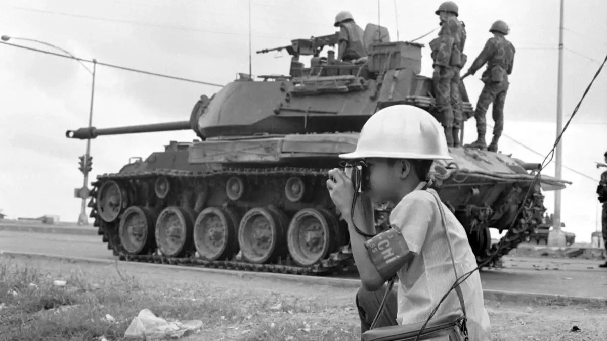 vietnam savasini fotograflayan 12 yasindaki cocugun inanilmaz hikayesi C4xgh2ca