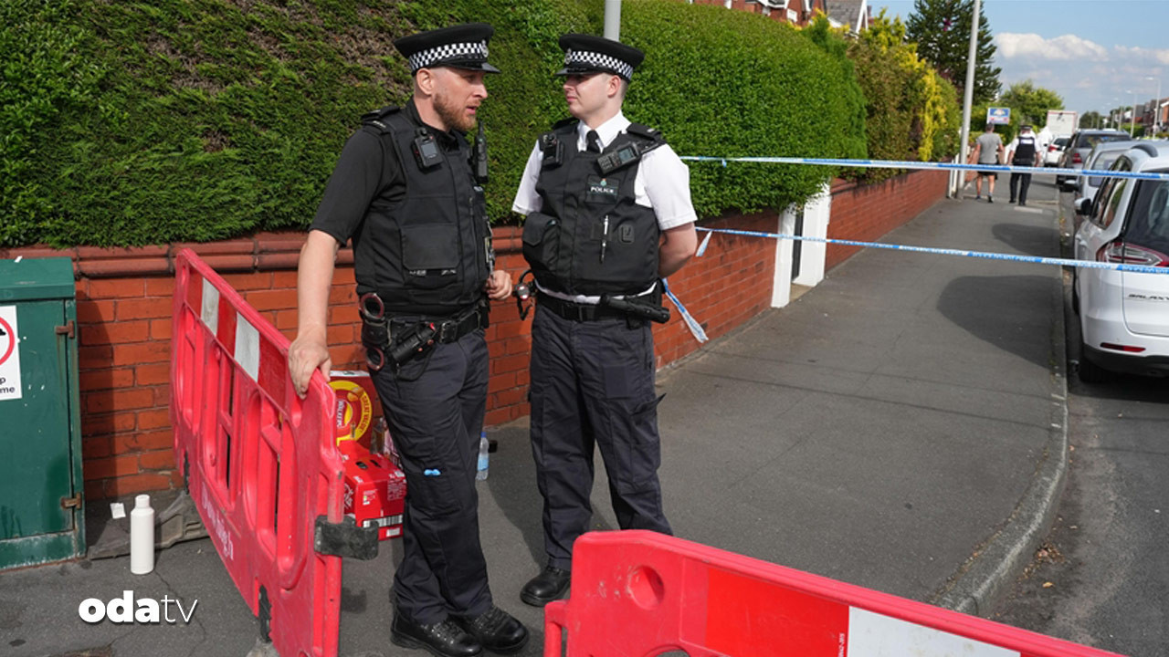 ingiltere treninde bicakli saldirida 2 gozalti DI5T6zJ8.jpg