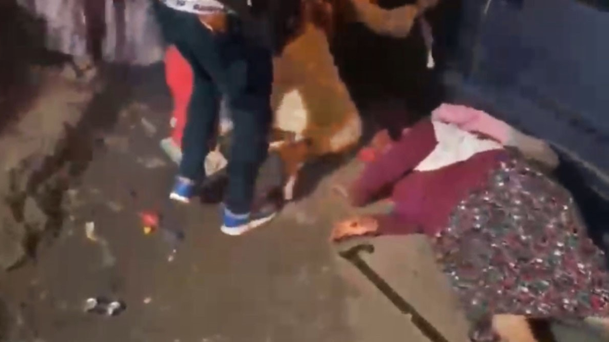 karabukte dugunde havai fisek panigi davetliler arasinda patladi r534r6EQ.jpg