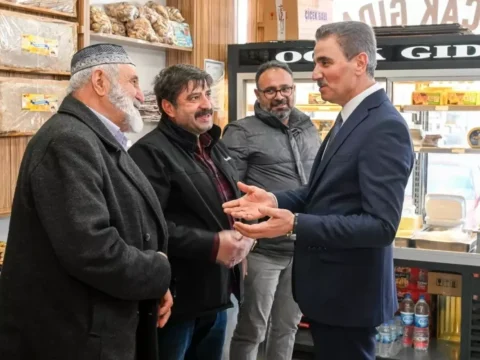 Vali Baruş, Gürcükapı Esnafını Ziyaret Etti