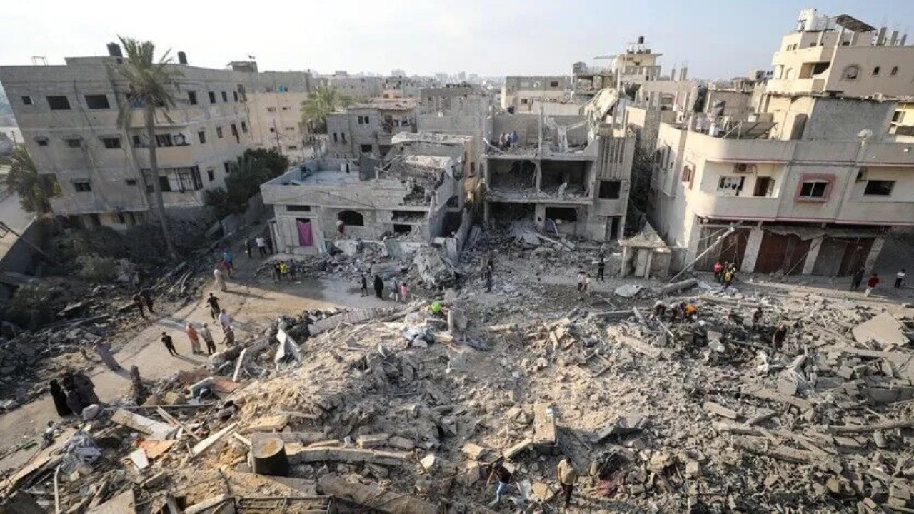 Israil ateskes dinlemiyor gazzede sivil araca saldiri 9 yarali jknuZLzf